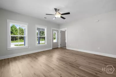 256 Ledford Street, Pembroke, GA 31321 - Photo 4