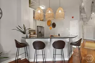 105 Whitaker St, Savannah, GA 31401 - Photo 18