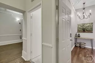 105 Whitaker St, Savannah, GA 31401 - Photo 6