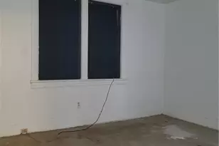 801 W 47th St, Savannah, GA 31405 - Photo 14