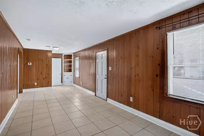 1010 E Victory Drive #F, Savannah, GA 31405 - Photo 4