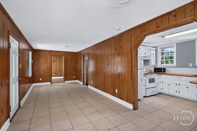 1010 E Victory Drive #F, Savannah, GA 31405 - Photo 6