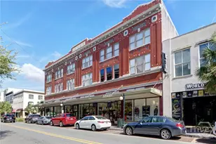 122 W Broughton St, Savannah, GA 31401 - Photo 2