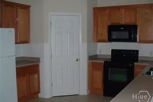 81 Falkland Ave, Savannah, GA 31407 - Photo 4