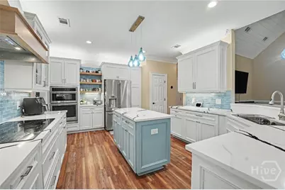 24 Oakcrest Drive E, Savannah, GA 31405 - Photo 18