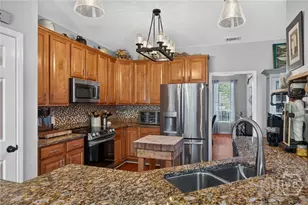 1014 Walthour Rd, Savannah, GA 31410 - Photo 8
