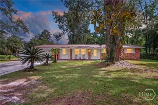 121 Juniper Cir, Savannah, GA 31419 - Photo 2