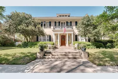124 E 45th Street, Savannah, GA 31405 - Photo 2