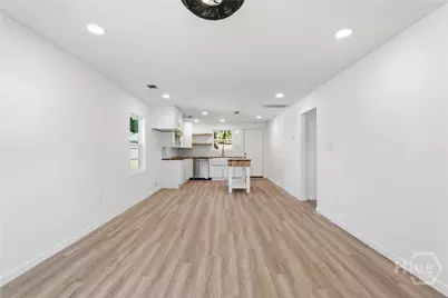 212 Fell Street, Savannah, GA 31415 - Photo 14