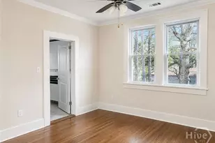 19 W 50th St, Savannah, GA 31401 - Photo 30
