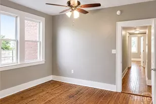 19 W 50th St, Savannah, GA 31401 - Photo 6