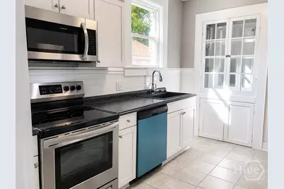 19 W 50th Street, Savannah, GA 31401 - Photo 12