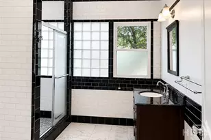 19 W 50th St, Savannah, GA 31401 - Photo 26