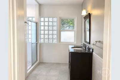 19 W 50th Street, Savannah, GA 31401 - Photo 10