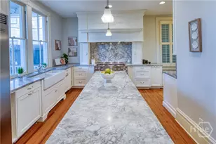 405 E Gordon St, Savannah, GA 31401 - Photo 18