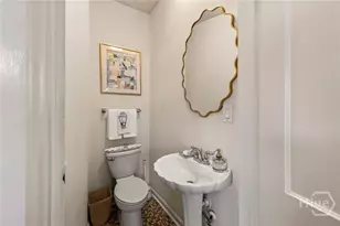 437 E 53rd St, Savannah, GA 31405 - Photo 24