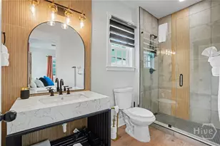 116 E Henry St, Savannah, GA 31401 - Photo 38