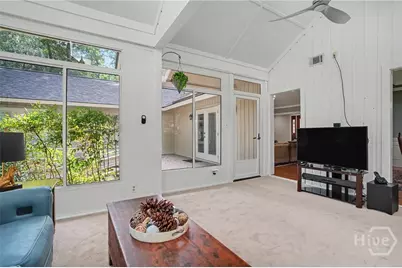4 Willoughby Lane, Savannah, GA 31411 - Photo 18
