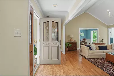 4 Willoughby Lane, Savannah, GA 31411 - Photo 4
