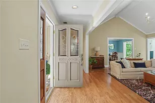 4 Willoughby Ln, Savannah, GA 31411 - Photo 4