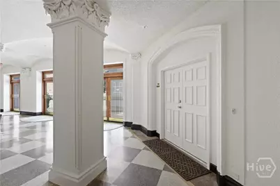 700 Wilmington Island Road #102, Savannah, GA 31410 - Photo 2