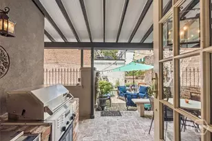 439 Abercorn St, Savannah, GA 31401 - Photo 38