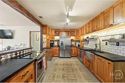 2150 Indiana Avenue, Savannah, GA 31404 - Photo 12