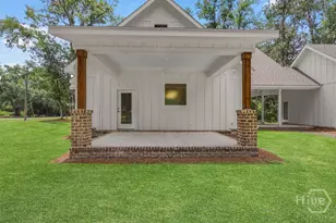 519 McIntosh Rd, Darien, GA 31305 - Photo 6