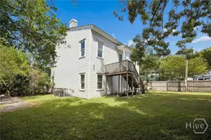 1021 E Bolton St, Savannah, GA 31401 - Photo 36