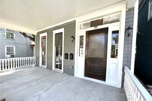 2313 Whitaker St, Savannah, GA 31401 - Photo 2