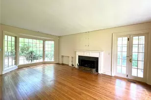 315 E 45th St, Savannah, GA 31405 - Photo 8