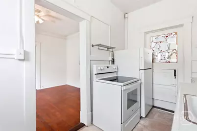 210 E State Street #24, Savannah, GA 31401 - Photo 8