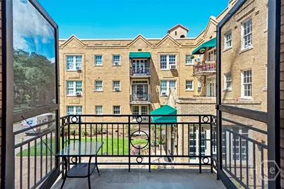210 E State Street #24, Savannah, GA 31401 - Photo 16