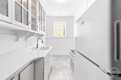 210 E State Street #24, Savannah, GA 31401 - Photo 6