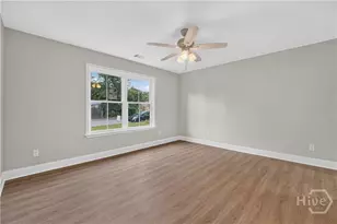 1126 E 56th St, Savannah, GA 31404 - Photo 18