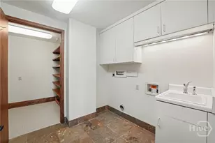 300 Bull St, Savannah, GA 31401 - Photo 54