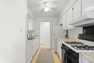 10 Rivers Bend Dr, Savannah, GA 31406 - Photo 10