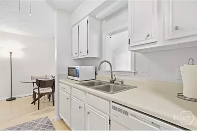 10 Rivers Bend Drive, Savannah, GA 31406 - Photo 12