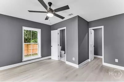 802 W 44th Street, Savannah, GA 31405 - Photo 22