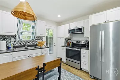 206 Port Royal Drive, Savannah, GA 31410 - Photo 38