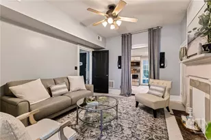 509 E Jones St, Savannah, GA 31401 - Photo 16