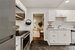 509 E Jones St, Savannah, GA 31401 - Photo 36