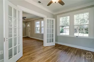 625 E 51st St, Savannah, GA 31405 - Photo 14