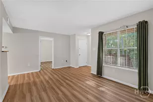 401 N Cromwell Rd, Savannah, GA 31410 - Photo 10