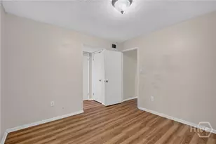 401 N Cromwell Rd, Savannah, GA 31410 - Photo 12