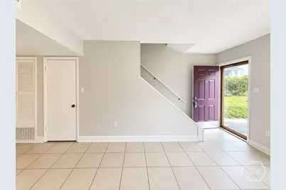 2220 E Victory Drive #16, Savannah, GA 31404 - Photo 2