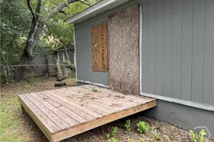 127 Elm Cir, Savannah, GA 31404 - Photo 4
