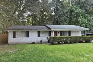 3004 Young Ave, Savannah, GA 31404 - Photo 2