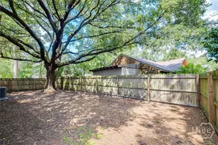 102 Morekis Dr, Savannah, GA 31419 - Photo 32