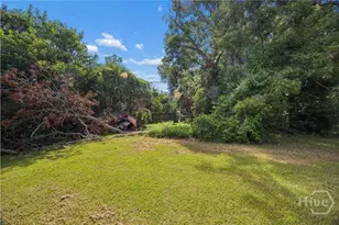 1021 E Bolton St, Savannah, GA 31401 - Photo 34